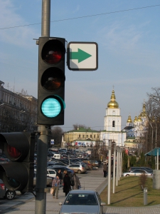 Traffic light 200mm (Myhailivska sq.)